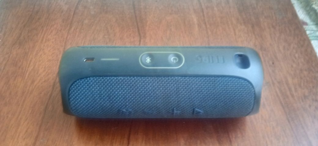 Колонка JBL Flip 5 bluetooth нова