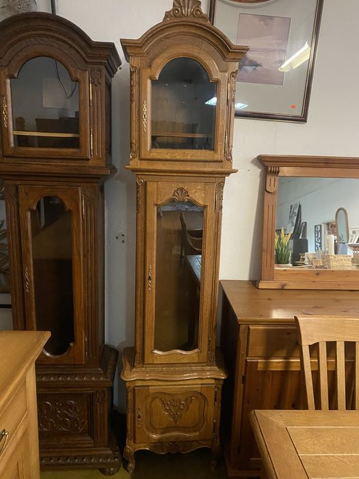 Stylowa dębowa skrzynia po zegarze