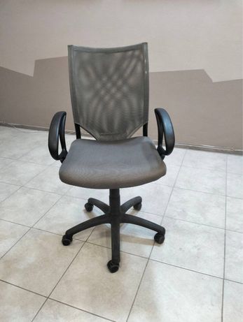 Кресло офисное с сеткой , крісло офісне з сіткою , крісла