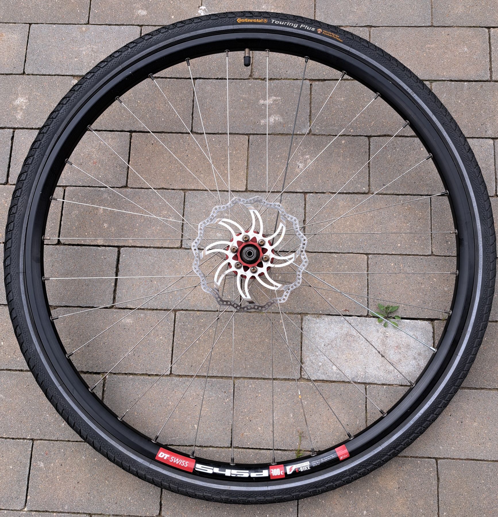 Koło tylne DT SWISS 700c