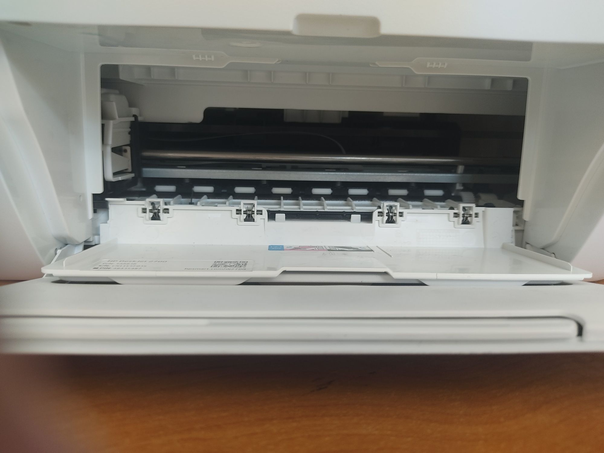 Принтер Canon MP230 HP DeskJet 2710