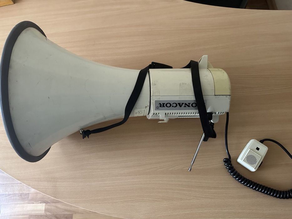 Мегафон, гучномовець Monacor TXM-45. 45 W.
