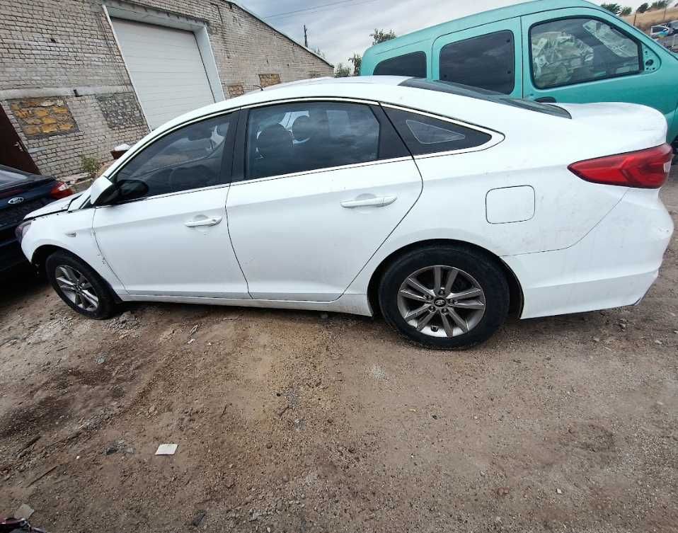 Кузов Hyundai Sonata 2.0 газ 2014 белый. Разборка Sonata LF