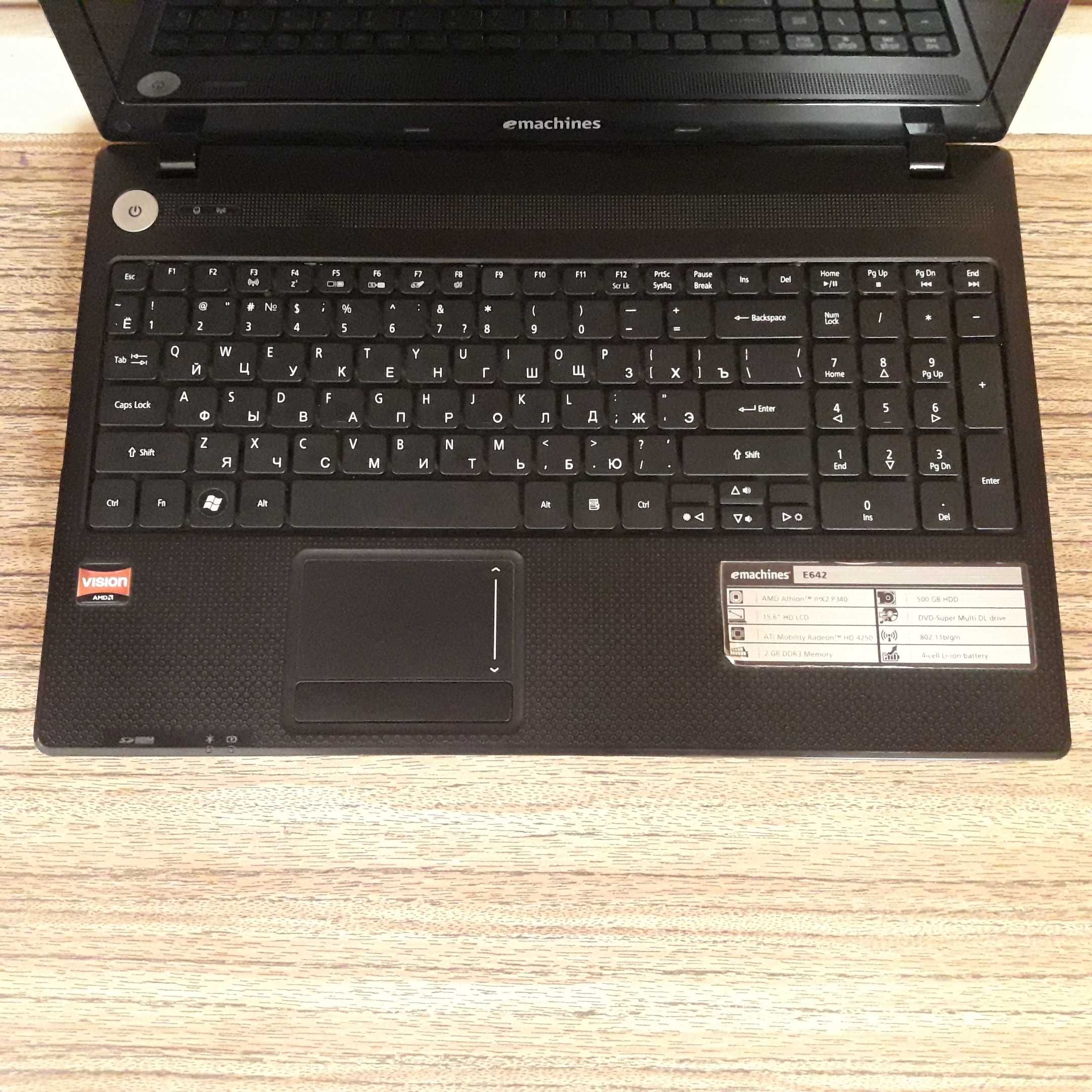 Ноутбук,компьютер,Acer eMachines E642, монитор 15.6.