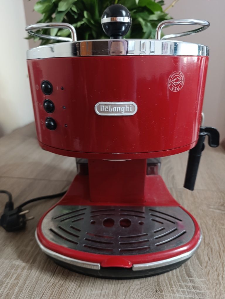 Ekspres do kawy DeLonghi