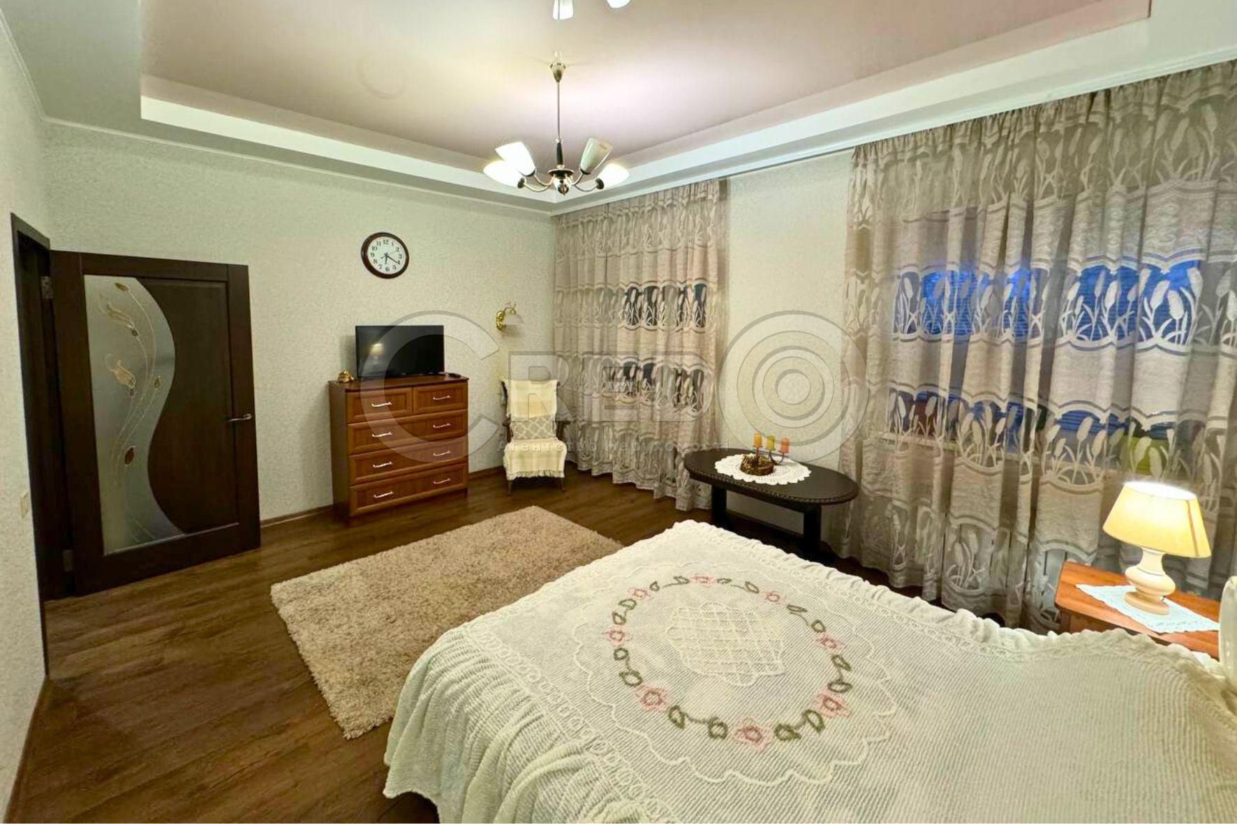 Продаж 2-кімнатної квартири, район Соцміста, вул. Революційна