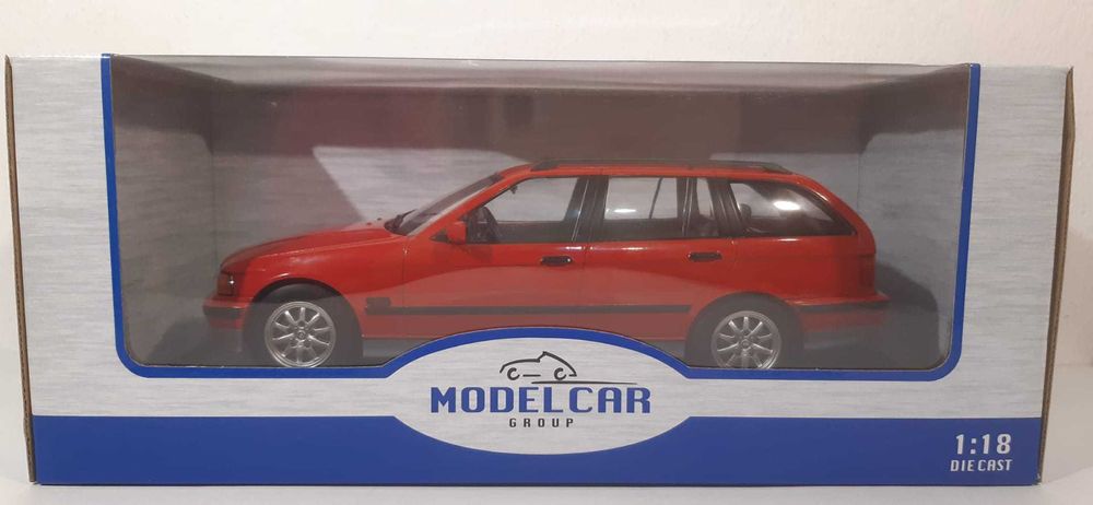 1/18 BMW Serie 3 Touring vm - MCG
