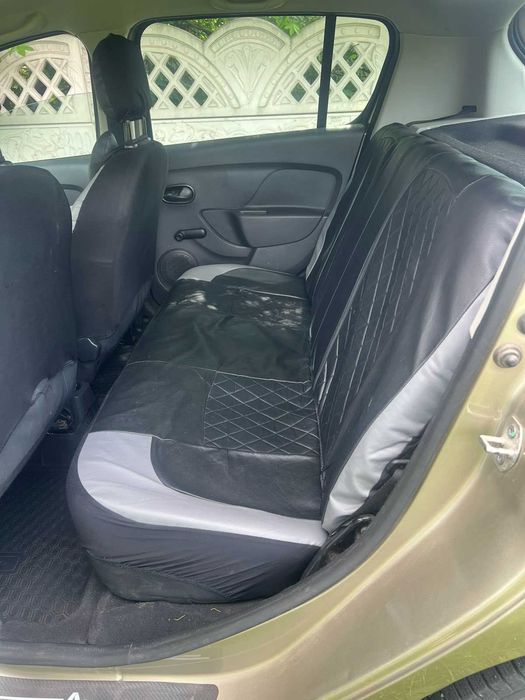Продам авто Renault sandero 2020 р, із салону, одна власниця.