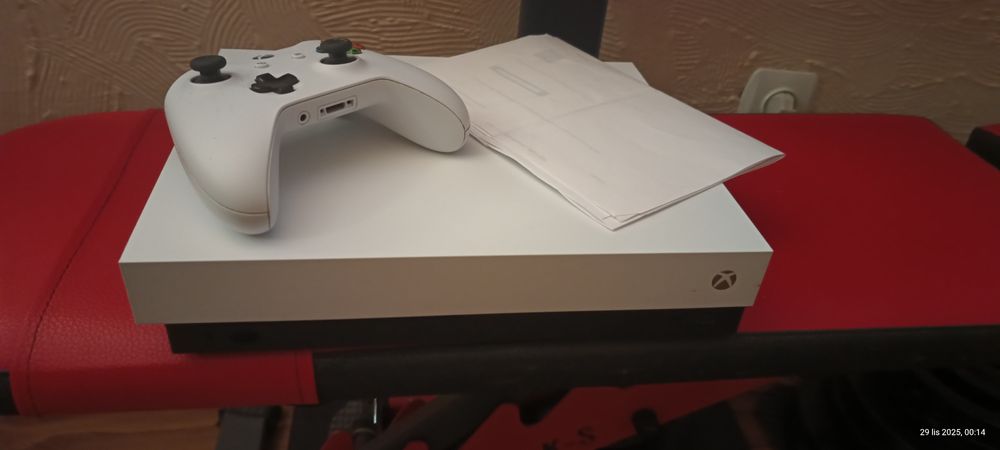 Konsola Xbox One X