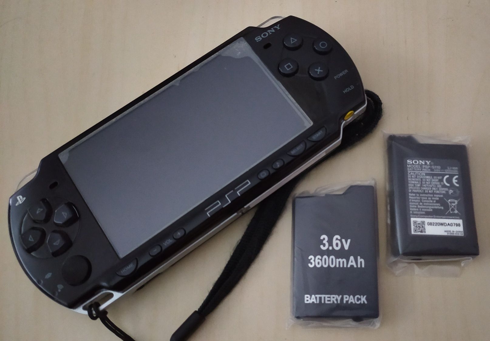 PSP portátil + 2 baterias extra