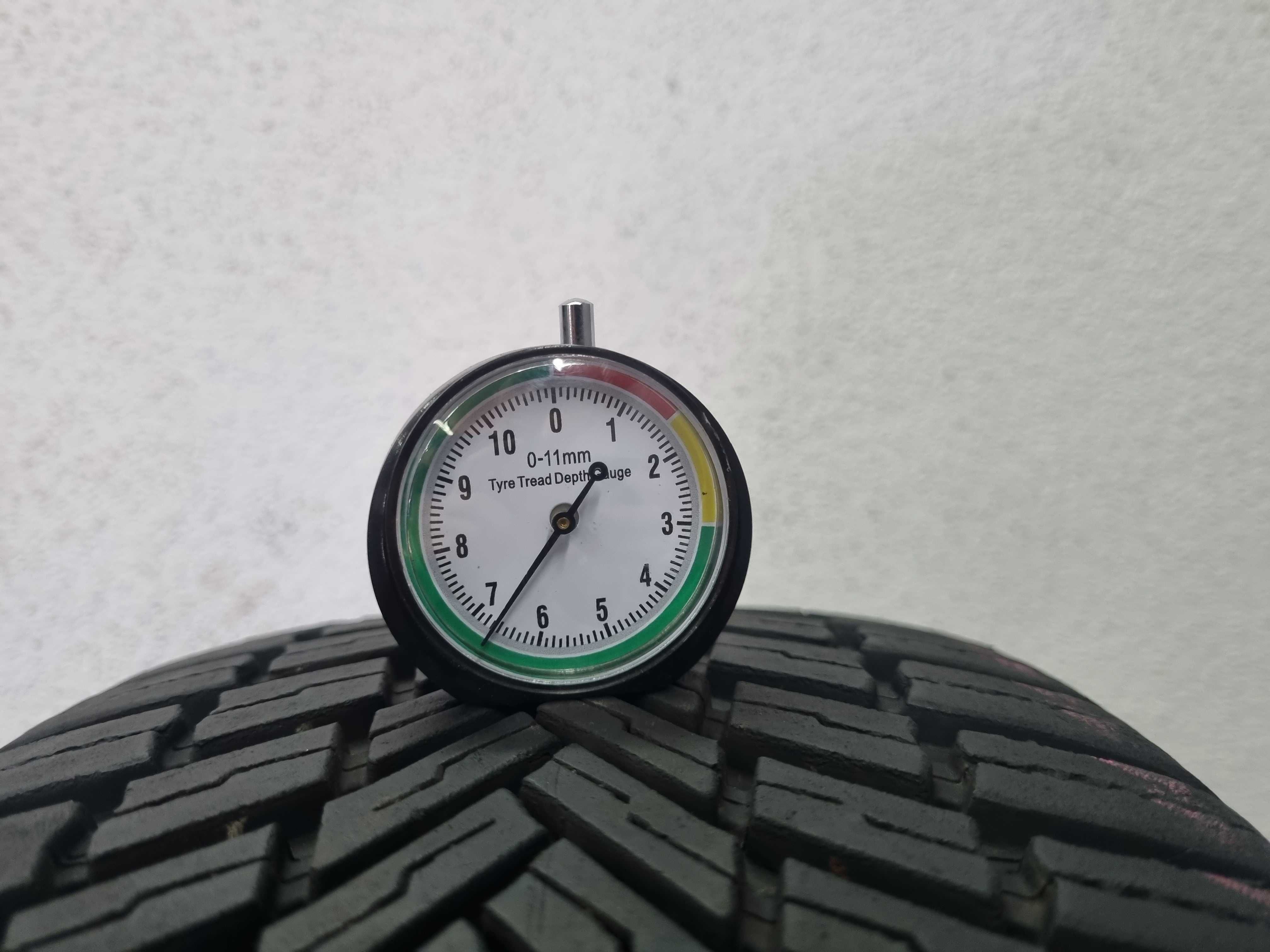 205/60/16 96H Bridgestone Weather Control A005 Dot.4924R