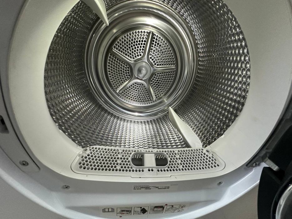 Сушильна Машинка Bosch Serie 8 AutoClean з тепловим насосом А++