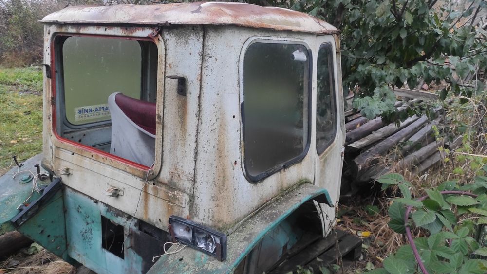 Продам кабіну ЮМЗ мала