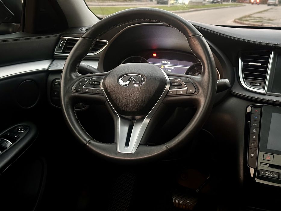Продам Infiniti QX50