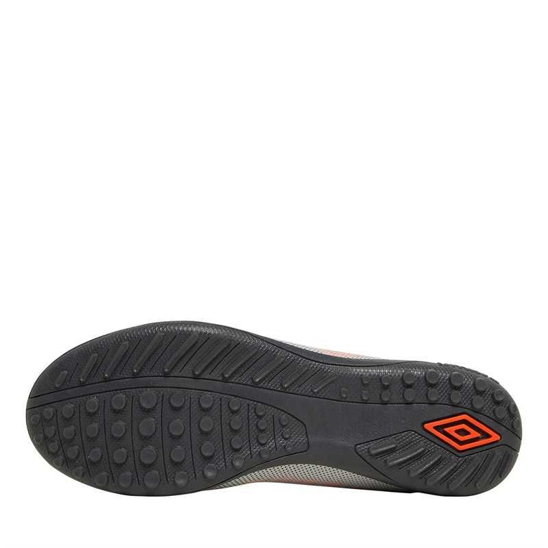 Nowe Umbro buty piłkarskie turfy
Velocita Matrix 1.0 TF