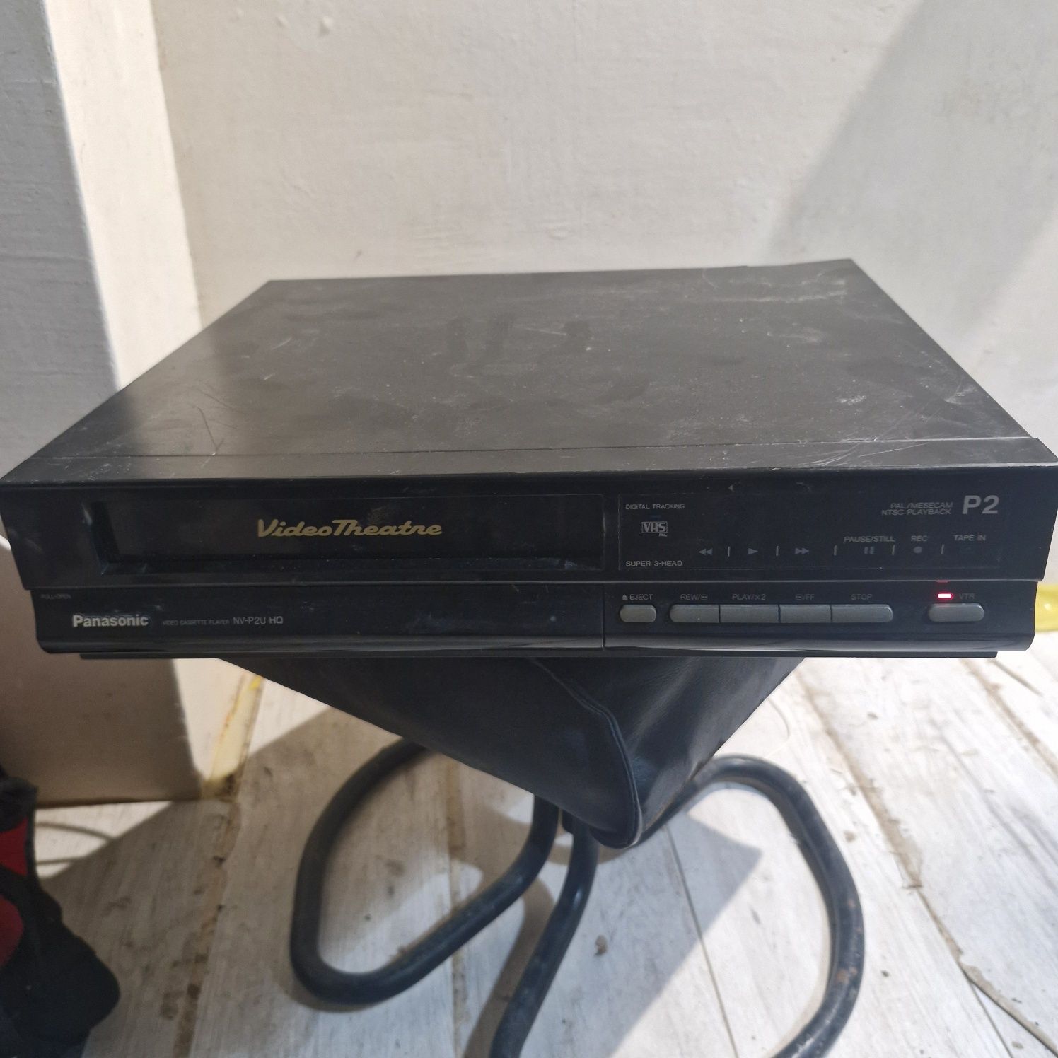 Odtwarzacz VHS Panasonic NV-P2U HQ "VideoTheatre