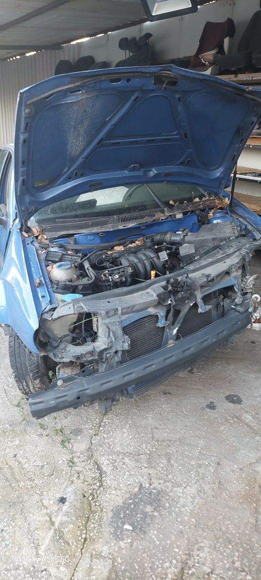Motor VolksWagen Golf lV 1.6i gasolina boa mecânica tenho mais materia