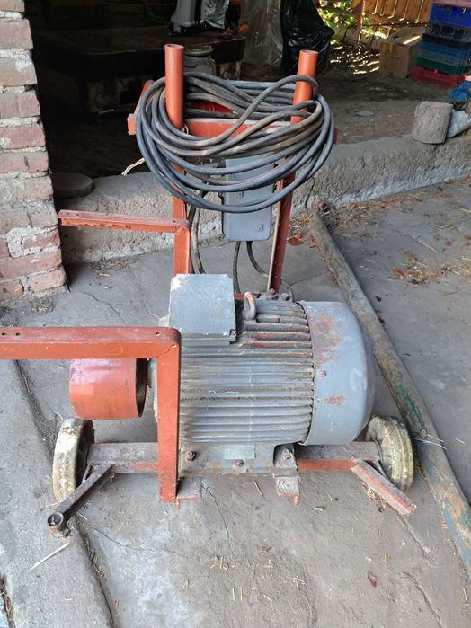 INDUKTA silnik motor