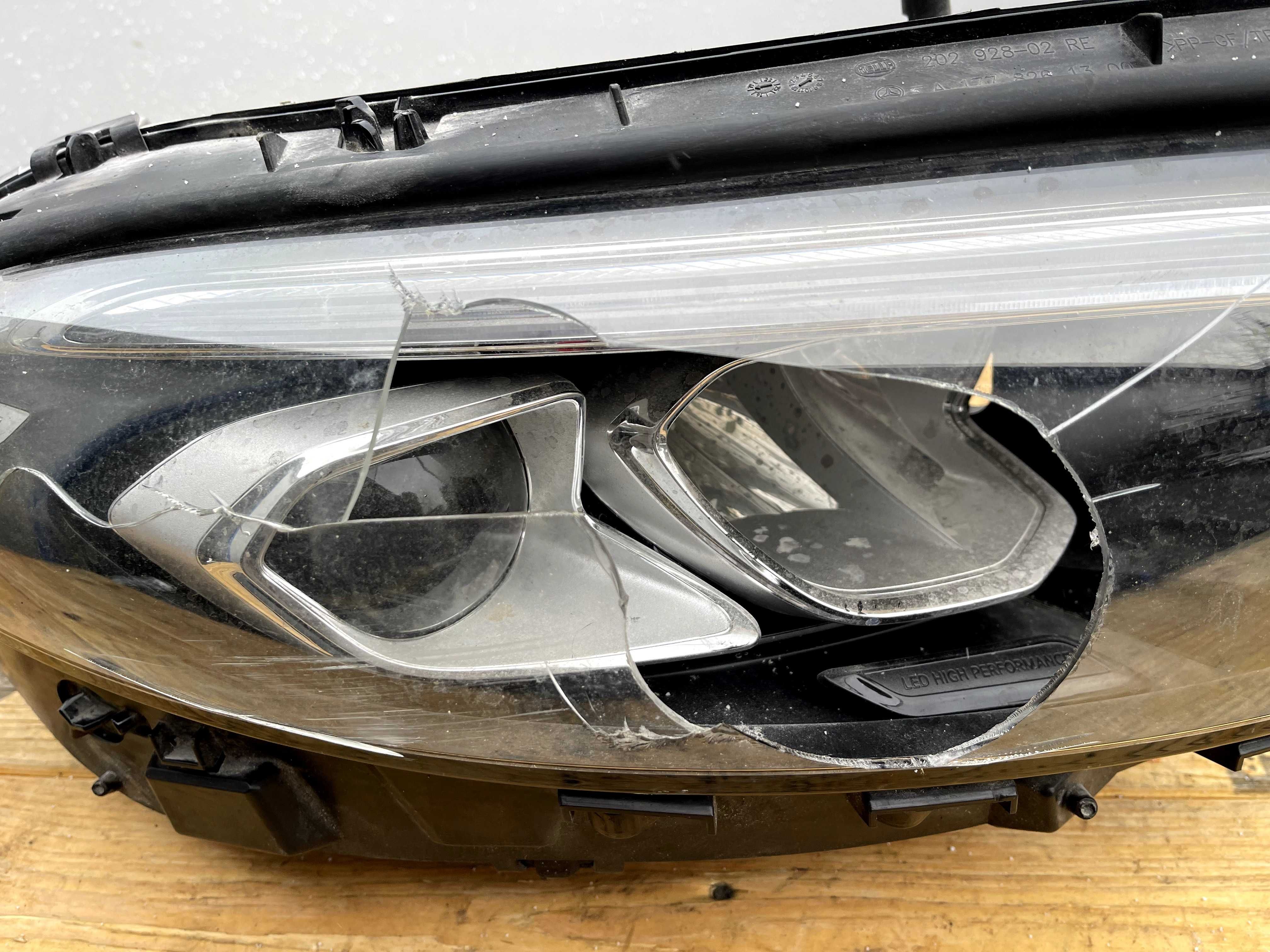 Lampa przód prawa Mercedes A 177  FULL LED PERFORMANCE