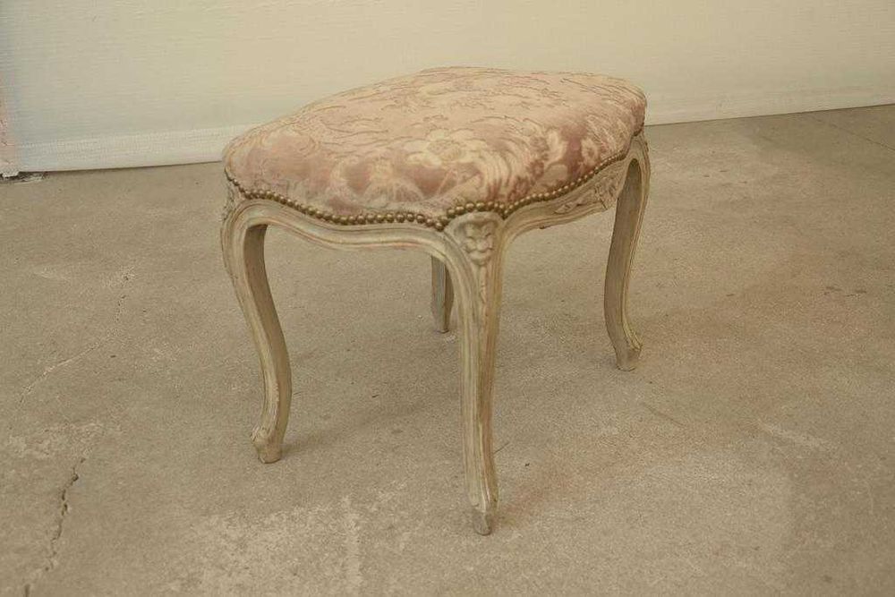 taboret ludwikowski stołek podnóżek
