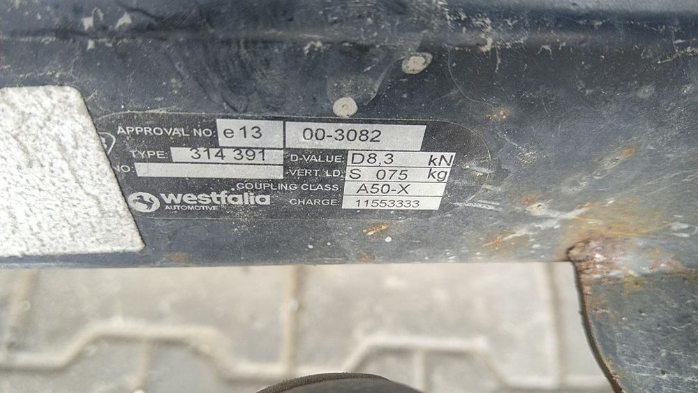 ) Meriva B belka haka