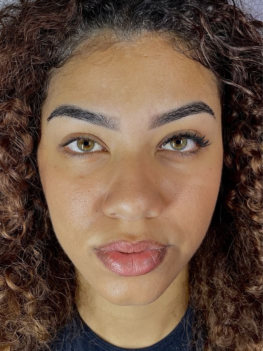 Pestanas e sobrancelhas 30€