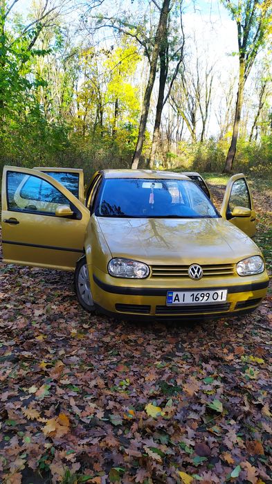 Продам Гольф 4  1,4 бензин/1999 рік