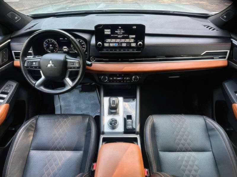 2022 Mitsubishi Outlander SEL