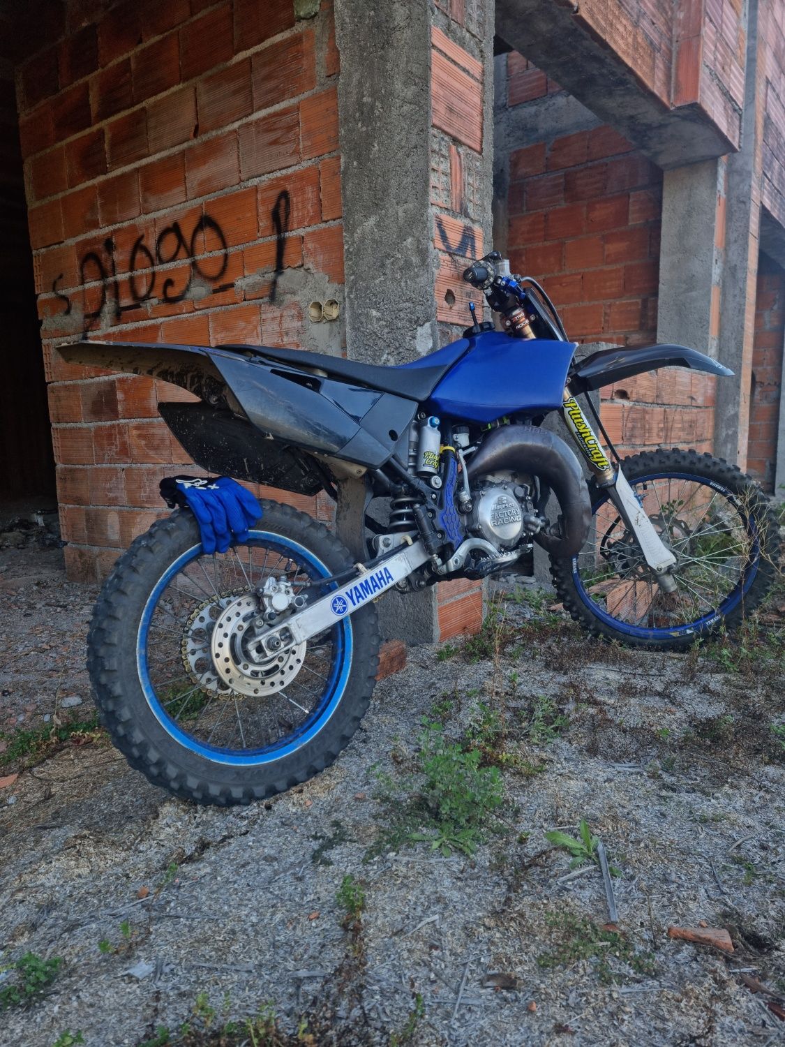 Troco por carro Yz 85 2019