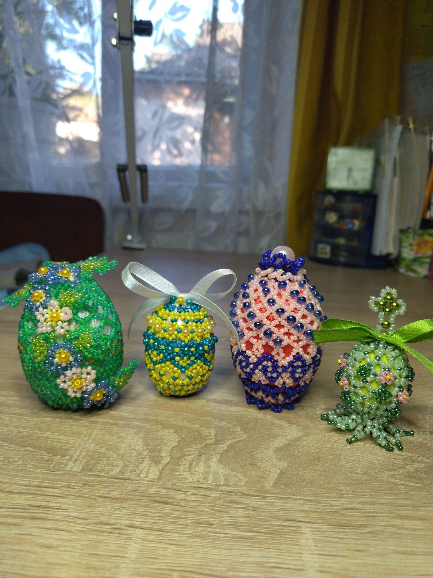 Сувениры .бисерные яйца Продам
