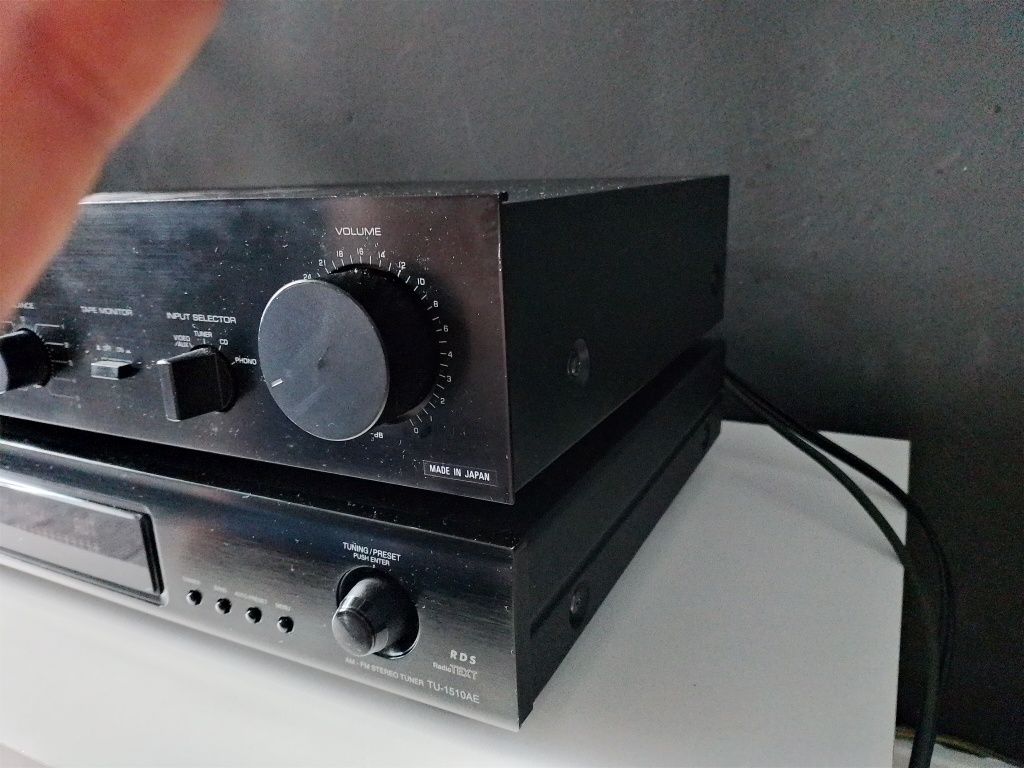 Sprzedam wzmacniacz Yamaha  ax300
