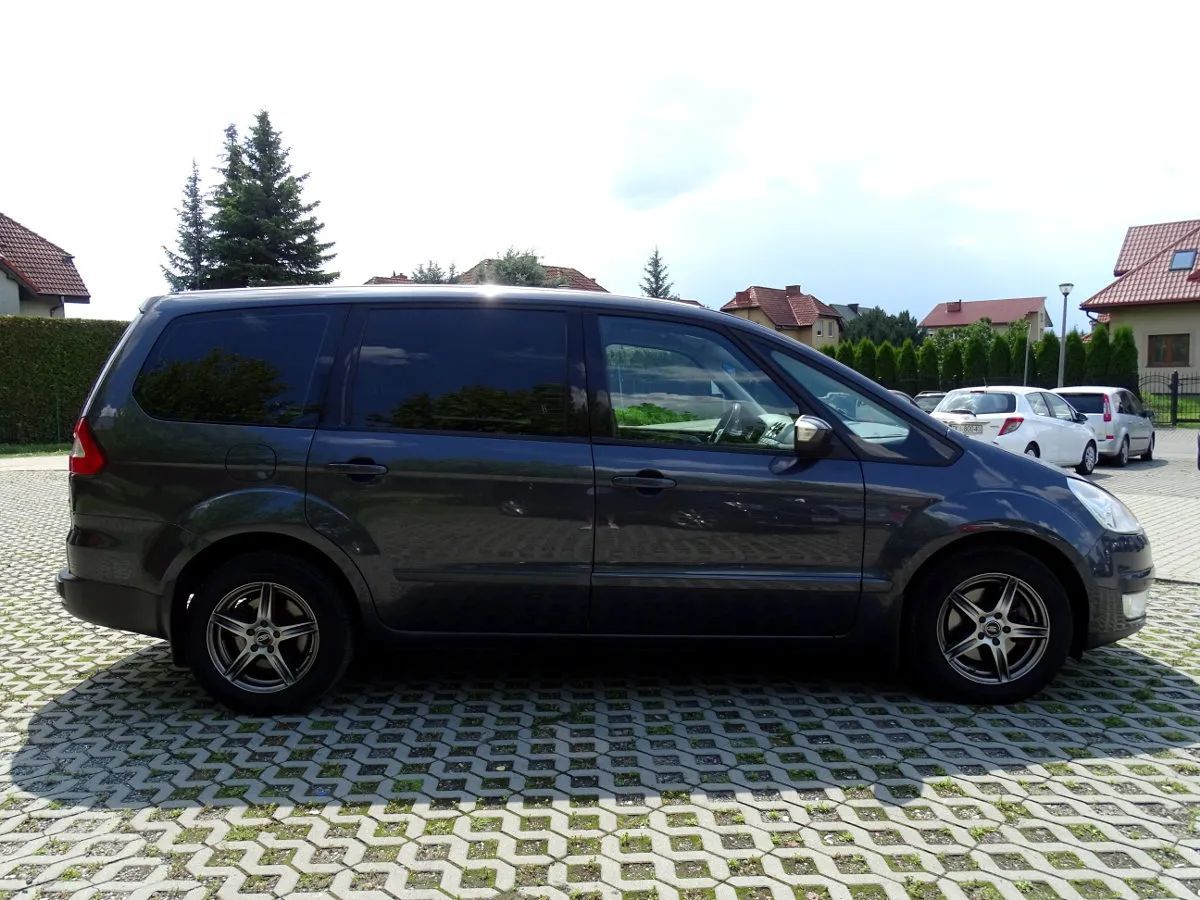 Ford Galaxy 2.0 TDCI**140 KM**Serwis**7-mio os**2 kpl kół**Klima**Temp**Zamiana