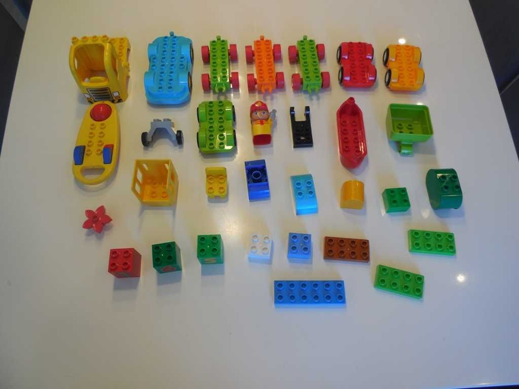 Lego Duplo mix różnych klocków autka i inne  0.7 kg