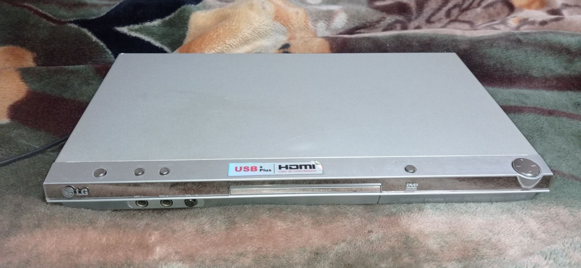 Dvd плеер LG DNK - 6999X
