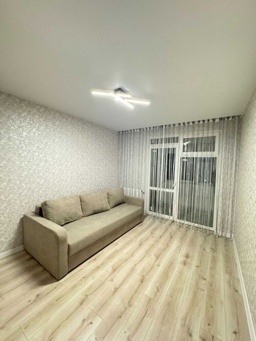 Оренда 2-кімнатної квартири в новобудові РІЕЛ по вул. Героїв Крут