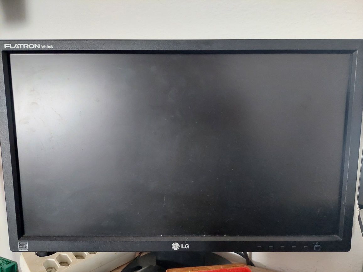 Monitor LG Flatron W1946 - URGENTE - Oportunidade de Negócio