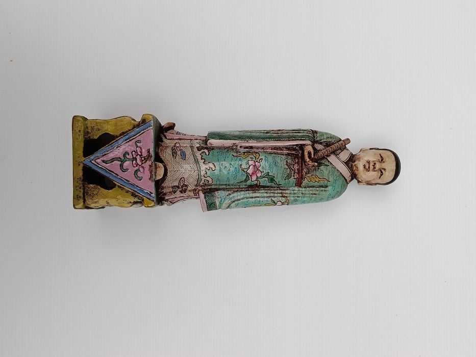 Escultura em Porcelana da China Séc XIX 24 cm