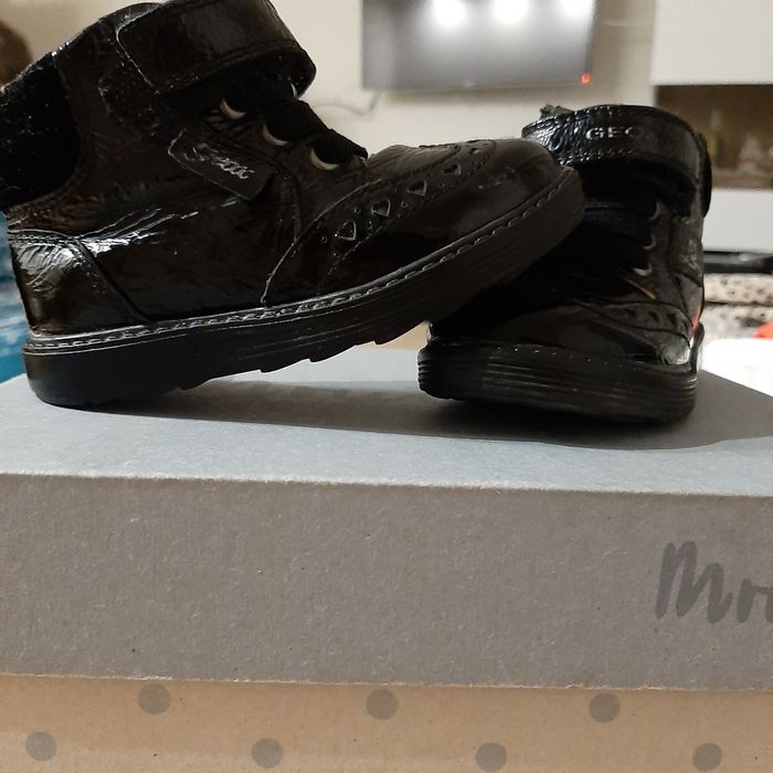 Buty Geox skórzane czarne trzewiki rozmiar 21