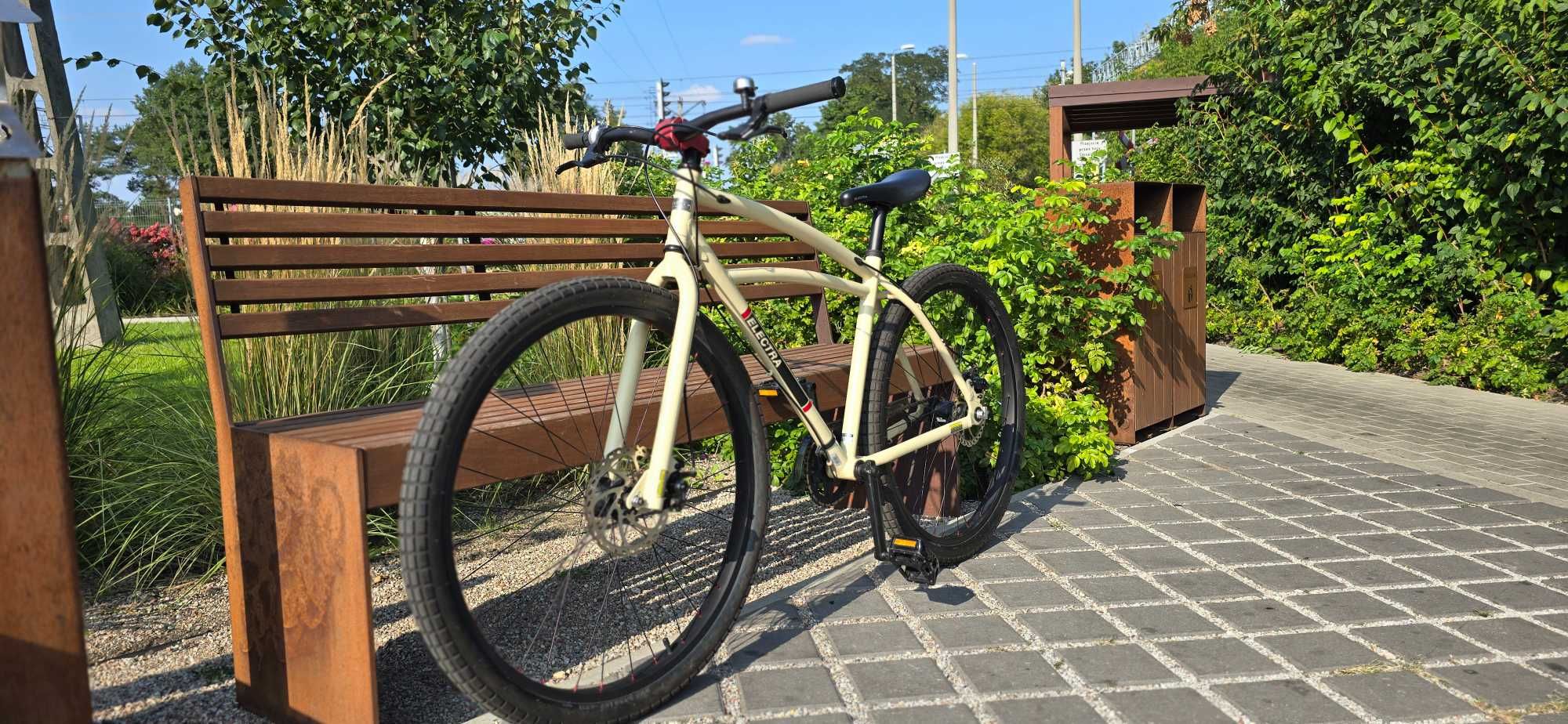 Electra 3i moto cruiser - biały kruk