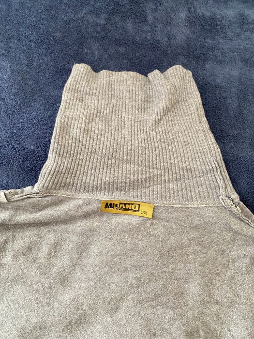 Гольф жіночий, сірого кольору