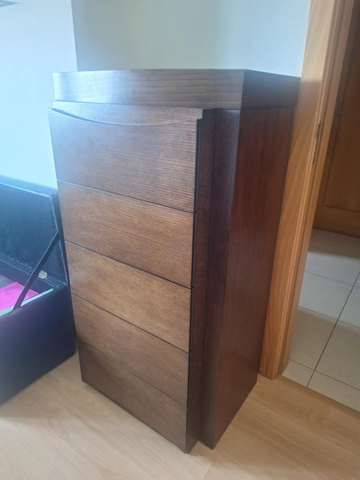 Mobília completa de quarto de casal