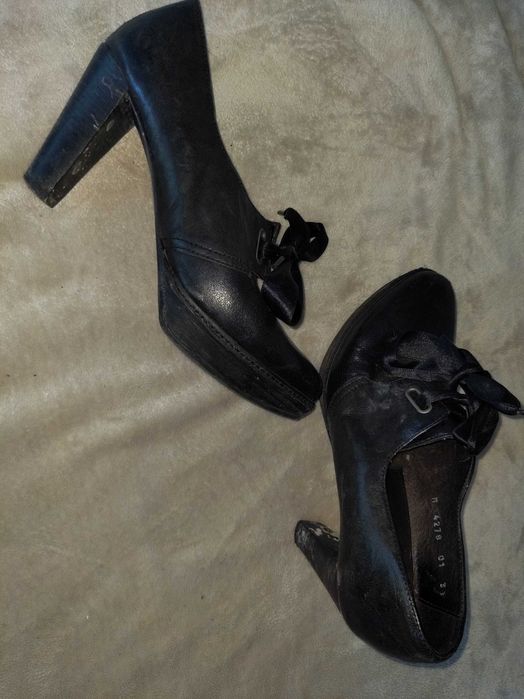 2€ Sapatos Senhora Nº38 - Em excelente estado!