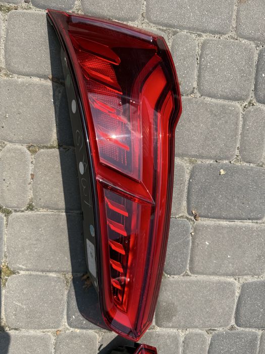 Задній правий ліхтар Audi Q5 2018 USA (80A945094A)