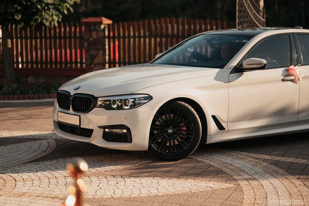 Auto do ślubu BMW seria 5 540i M PAKIET