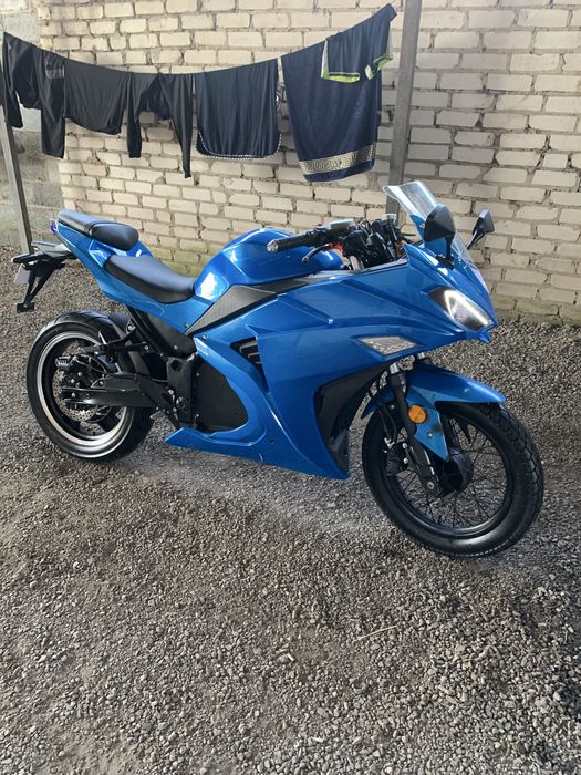 Продам Электроскутер мотоцикл 3000w