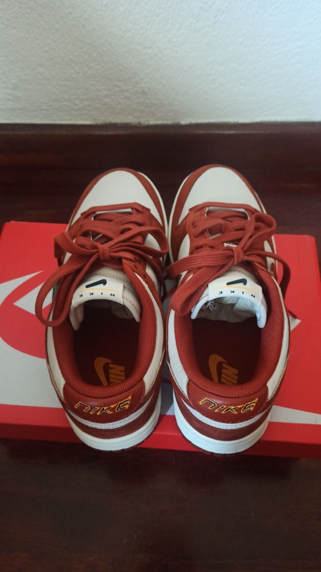 Nike Dunk Low Rugged Orange