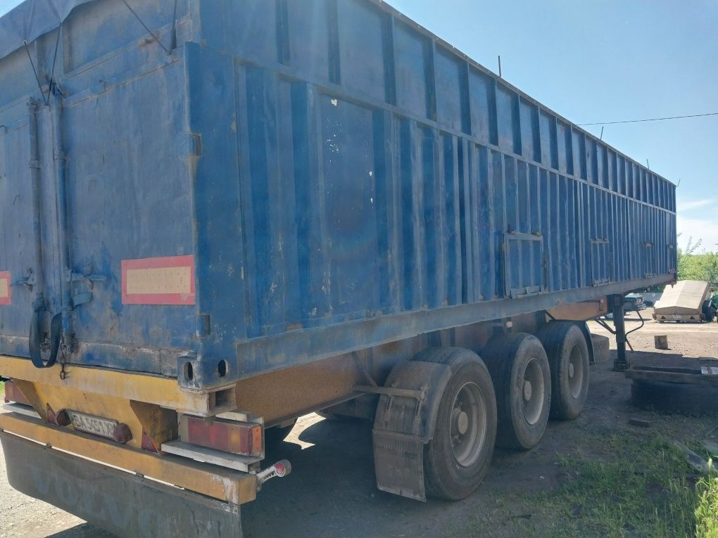 Напівпричіп контейнеровоз