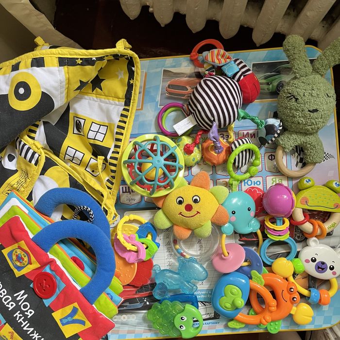 Іграшки від 0. Пакет игрушек