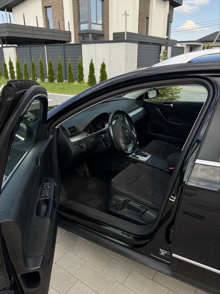 Volkswagen Passat 1.4 бензин 2010 рік автомат