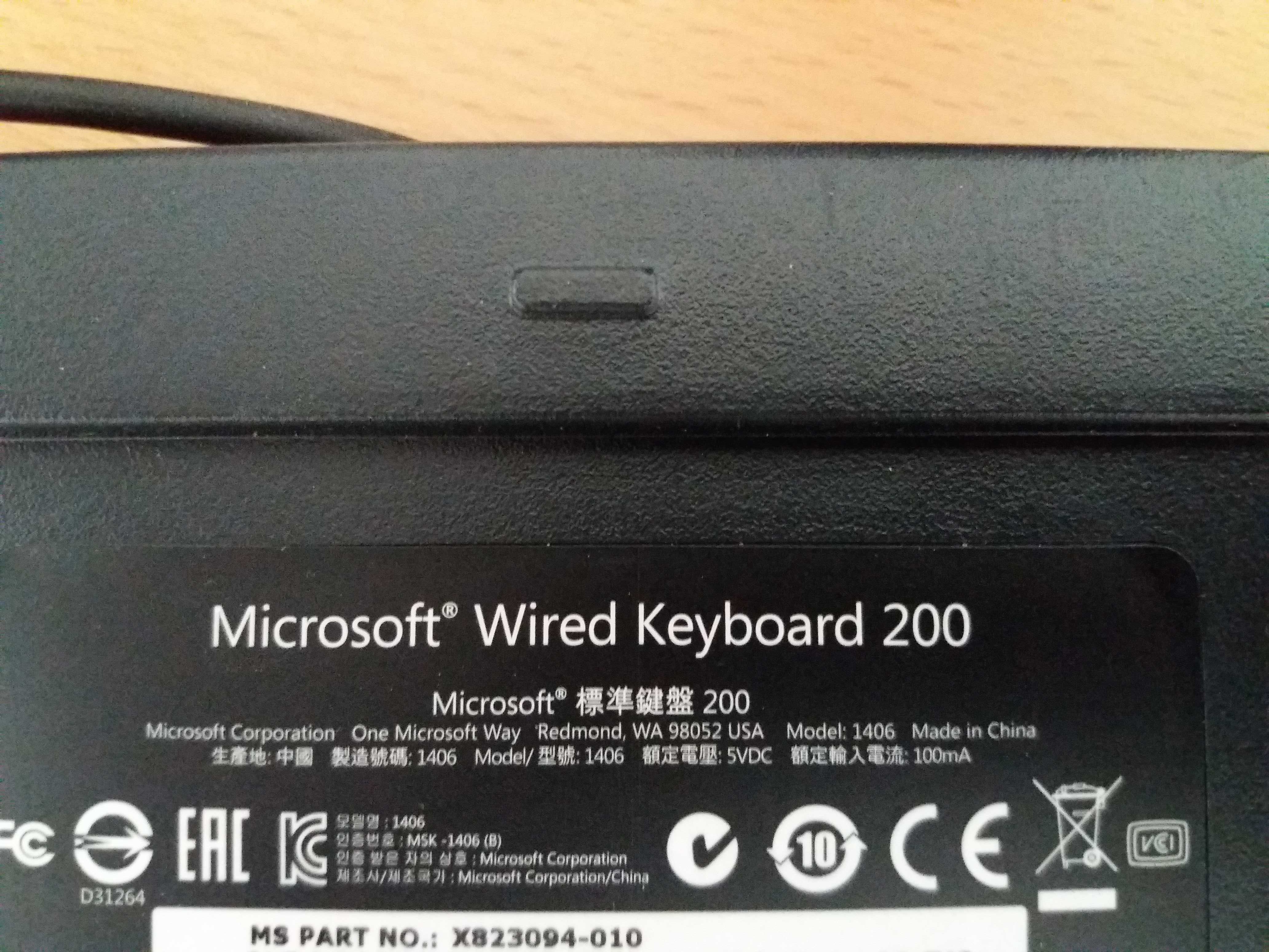 Teclado Microsoft Wired Keyboard 200 (ligação/interface USB) (Novo)